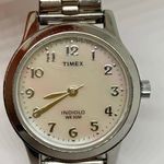 Timex  indiglo women’s watch Quartz analog 25mm pearl dial 30MWR sz 6.5” running Photo 1