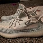 Adidas Yeezy 350 Cloud Photo 0