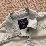 American Eagle  Vintage Denim Long Sleeve Button Down Shirt Oxford Light Wash EUC Photo 1