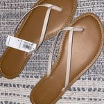 Old Navy Flip-flops Photo 0