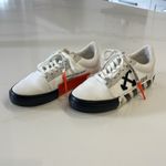 Off-White  c/o Virgil Ablon Low Top Vulcanized “No Doubt” Sneakers Photo 9