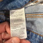 Old Navy  Womens Denim Jean Shorts Size 2 Blue Boyfriend Short MidRise Distressed Photo 4