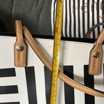 Henri Bendel  gorgeous large tote brand new with tags and extra purse charm Photo 4