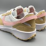 Nike Waffle Debut Women's Sneaker Size 7.5 Photo 1