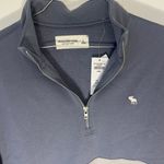 Abercrombie & Fitch A & F Sweater Photo 1