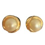 Vintae Ciner Cabachon Pearl Clip On Earrings Gold Signed Classic Glam Old Money Photo 1