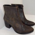 Alcala’s distressed brown leather boots size 8 1/2. Photo 3