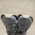 Brooks Revel 5 Running Sneakers Women’s Size 8.5 Gray Black Active Photo 8