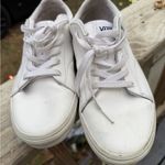 Vans  Women’s Seldan White leather Skate shoes size 8 Photo 2