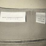 New York & Co. GRAY BLACK COLOR-BLOCK URBAN TOP SMALL Photo 2