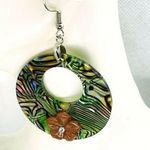 Boutique Abalone Shell Style Flower Rhinestone Earrings Photo 0