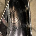J. Renee Silver Metallic Dressy Peep Toe Heels Shoes Womens Size 8.5M Photo 2