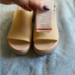Crocs NEW  Brooklyn Frosted Slide Heels Sz 8 Photo 5