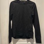 Spyder Athletic Top Size M. Stretch with great details! NWOT Photo 3