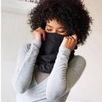 Beyond Yoga NEW!  Pocket Infinity Scarf Black Photo 7