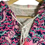 Lilly Pulitzer Rylie UPF 50+ Cover-Up Hooded Dress Pop Up Lobstah Roll Print XS Photo 3
