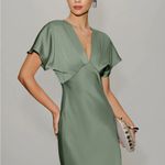 Rihoas Green Satin V Neck A Photo 1