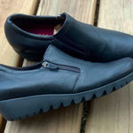 Munro Ladies leather loafers 🖤🖤🖤 Photo 0