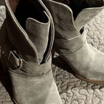 Isola Lavoy Grey Leather Stacked Heel Ankle Boots Size 7M Gorgeous NWOT Photo 0