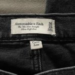 Abercrombie & Fitch The '90s Slim Straight Ultra High Rise Curve Love Jeans Photo 4