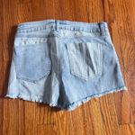 Light wash jeans that are stretchy size 5 Photo 1