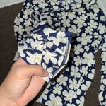MELLODAY  Floral Top in Navy and White Photo 2
