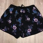 Mudd Floral Shorts Photo 1