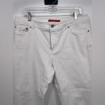 LL Bean woman's white jeans size 16‎ Photo 2