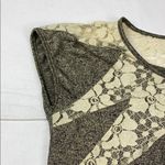Daytrip  Women’s S Lace Sleeveless Shirt Photo 3