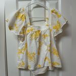A loves A A Loves‎ A White and Yellow Top size XS Photo 4