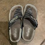 Alegria  Vanessa Circulate Black Silver Thong Sandal Shoes Womens Size EU 38 Photo 8
