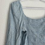 H&M light blue white floral puff long sleeve cropped blouse ruched size M Photo 5