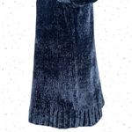 Orvis  Chenille Sweater Midnight Blue Relaxed Soft Cozy Style Shiny Navy Size M Photo 2