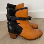Wolverine Samantha Pleet Tan & Black 1000 Mile Bonny Leather Ankle Boots Sz 9.5 Photo 2