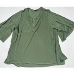 Studio 1886 Green V Photo 0