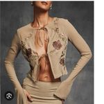 House Of CB NEW Lailah Artichoke Embroidered Floral Set Small Photo 3