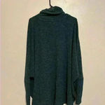 Zenana Outfitters women’s Sweater Size L Photo 3
