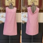 Crown & Ivy Seersucker Pink & White Sleeveless Ruffle Back Dress - Sz 6 ππ Photo 1