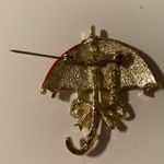 VTG Gerry’s Signed Gold Tone Umbrella Shape 1.75” Charm Brooch Pin Red Photo 4