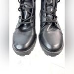 Daisy Fuentes  SANDER 8.5 Crystal Detail Lug Sole Black Lace-Up Ankle Boots Photo 5