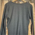 Old Navy  Maternity Gray Ribbed Long Sleeve Henley Size Large Photo 9