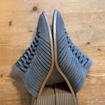 Melrose and Market  Raymie Clog Stone Woven Mules 8 Vegan Leather Suede Gray Photo 5