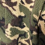 BLQ Basiq shearling camo jacket size 0= Size Small Photo 3