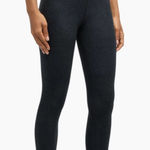 Beyond Yoga  Classic Everyday Black High Waist Leggings Photo 0