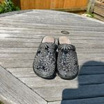 Jambu  Dali Floral Mule Clogs size 8.5‎ black grey Photo 4