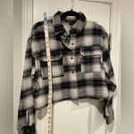 Love Tree NWT Tilly’s Size S Black Gray Plaid Cropped Flannel Button Down Shirt Photo 8