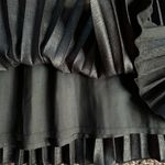 Ann Taylor Womens Size 2 Black Pleated Skirt Photo 3