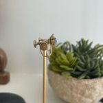 Vintage Gold Tone Blue Rhinestone Delicate Flower Earrings Screw Back Photo 1