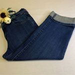 Levi's 515 Women's Med. Wash Mid Rise Cuffed Stretch Capri Denim Jeans, Size 6 # Blue Photo 3