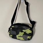 Lululemon  Everywhere Belt Bag Heritage 365 Camo green black 1L Photo 10